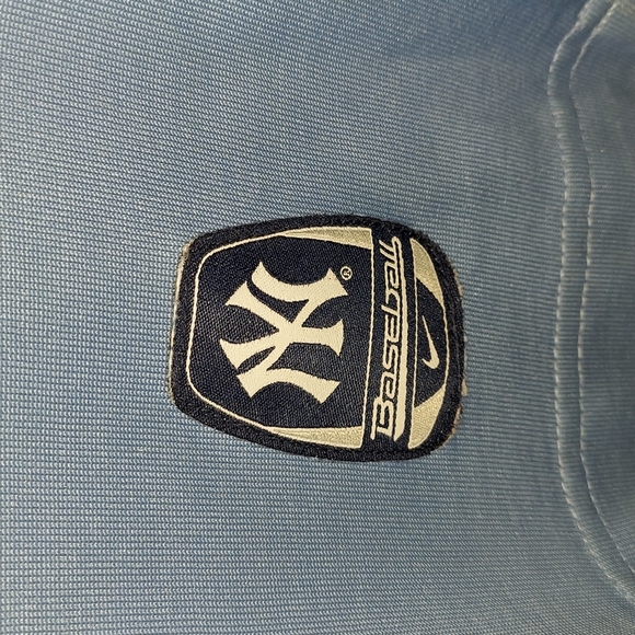Nike Light Blue Yankees Half-Zip Pullover - Picture 3 of 11